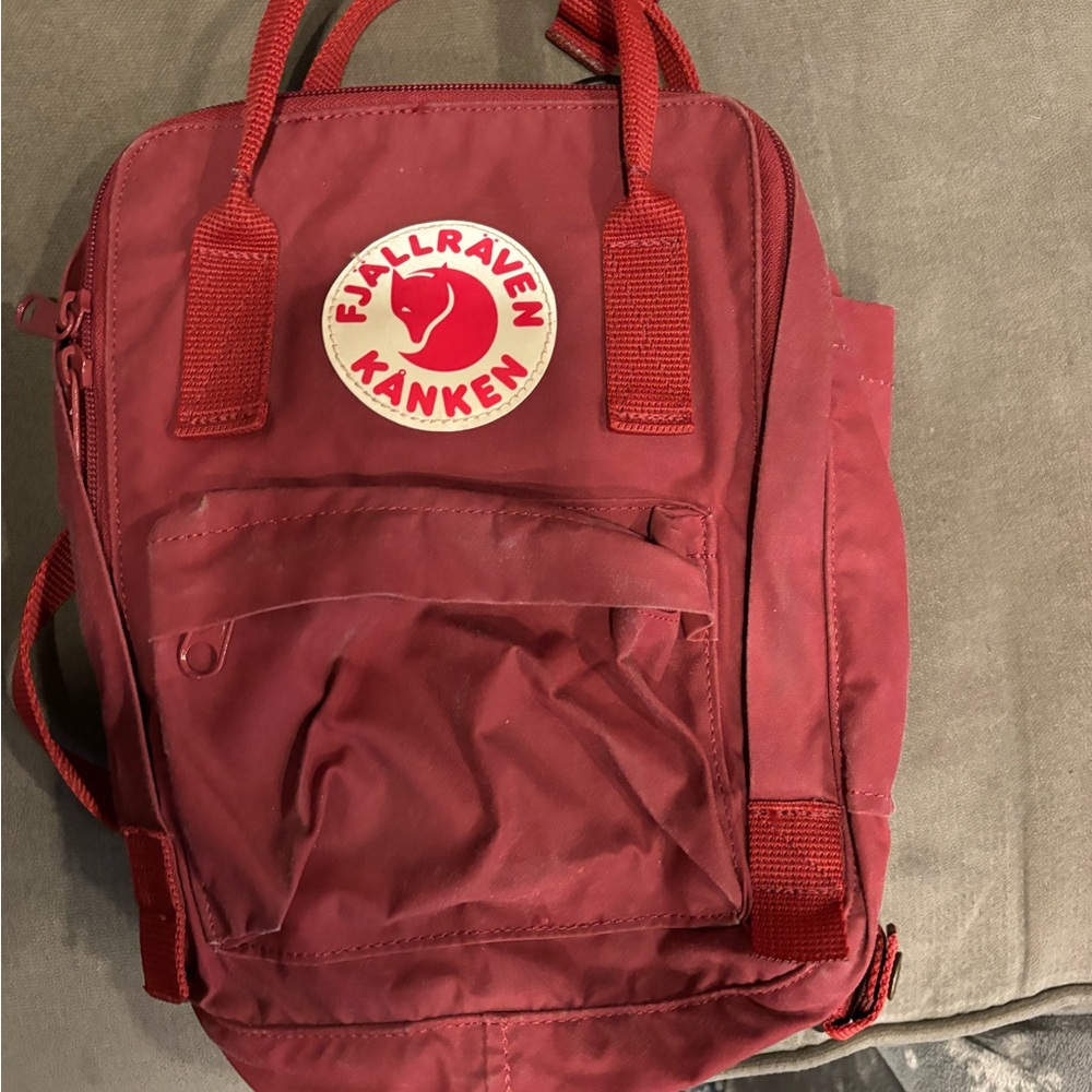 Fjallraven Red Kanken Backpack Durable Classic Design